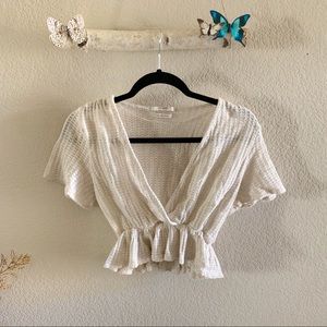 Pull&Bear Cream Ruffled Blouse Crop Top